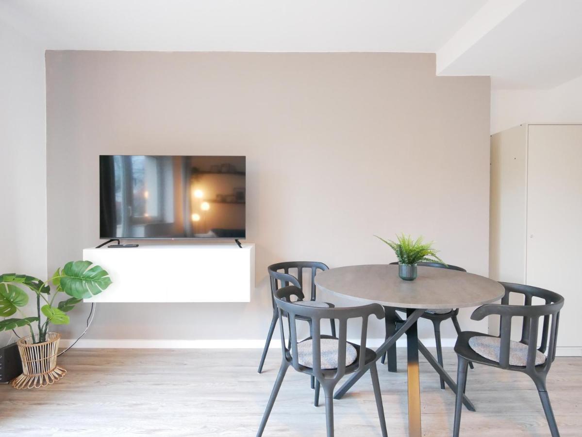 Apartamento 75 M2, Zentral, Kueche, Balkon, Parkplatz Osnabrück Exterior foto
